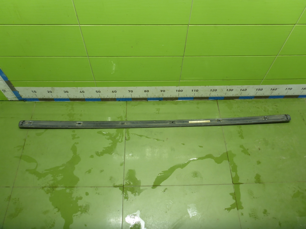 Молдинг крыши правый