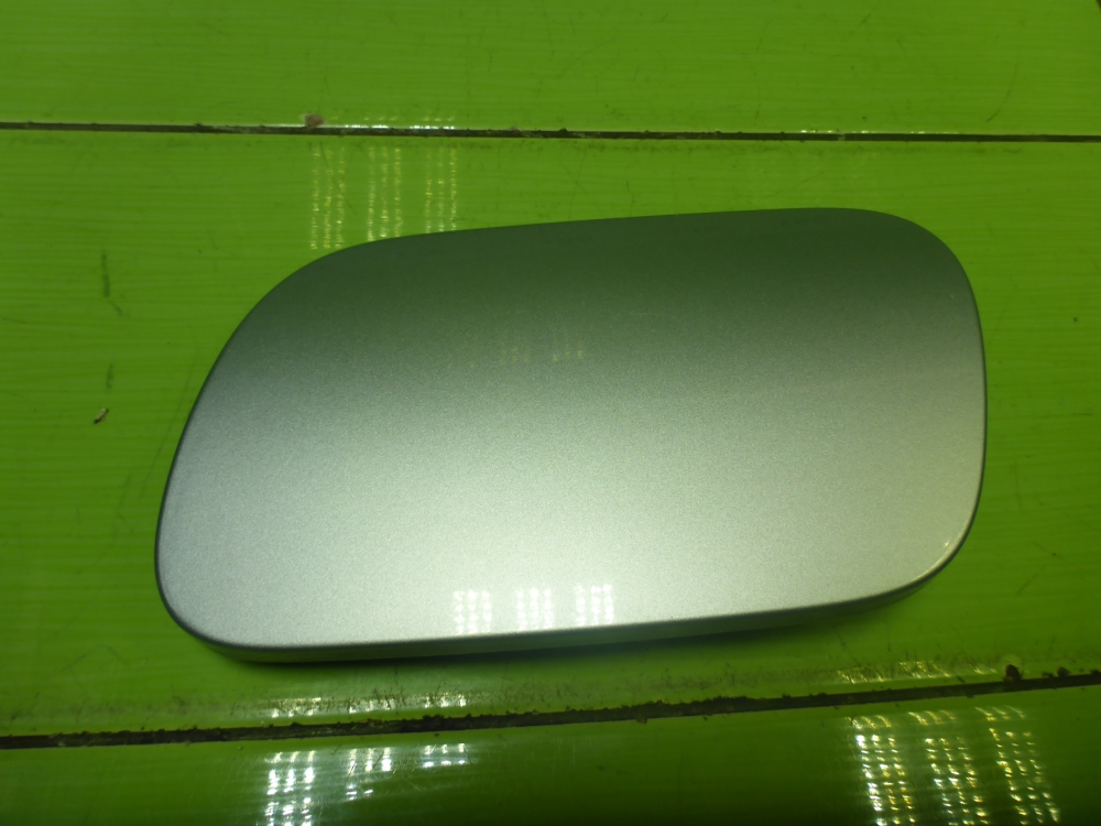 Лючок бензобака