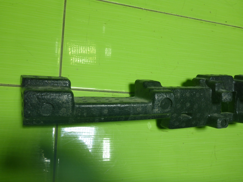 Наполнитель переднего бампера