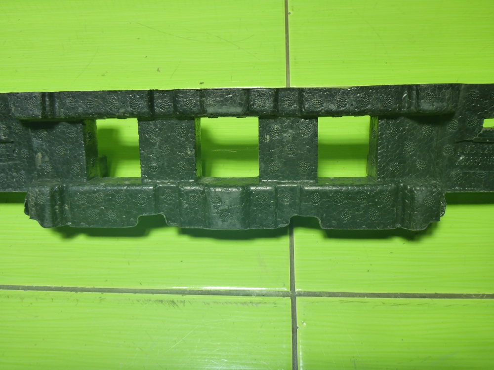 Наполнитель переднего бампера