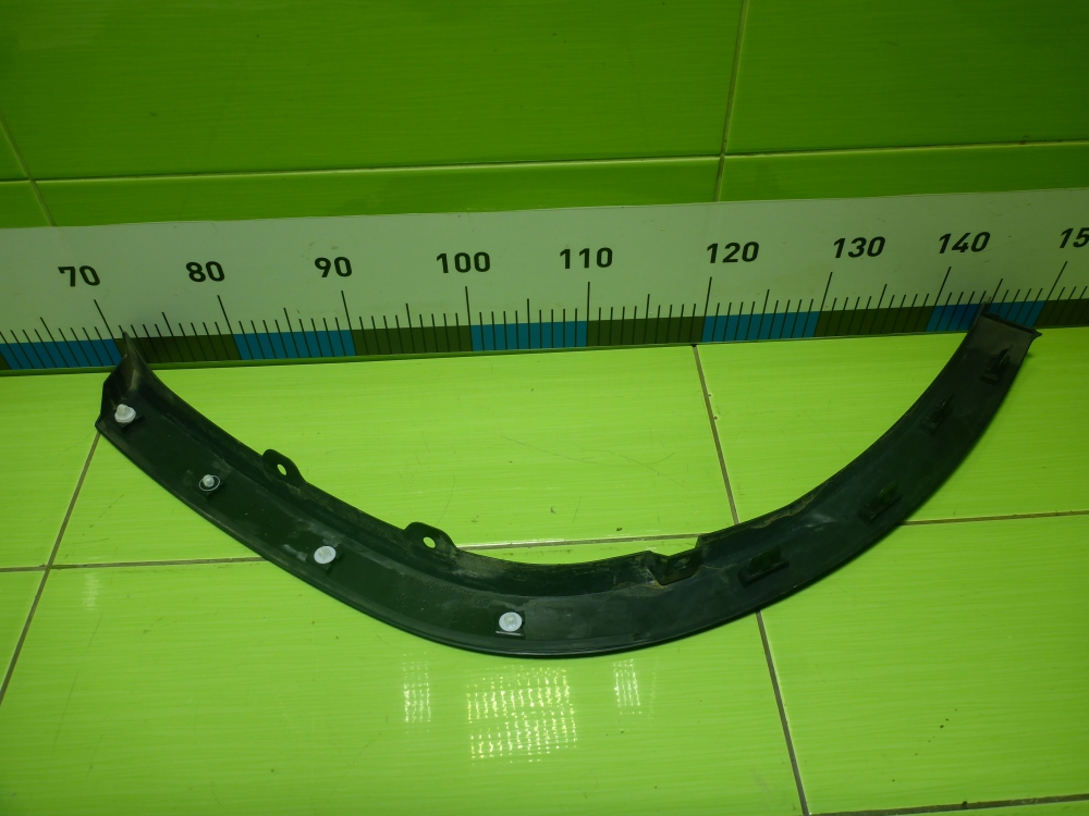 Накладка заднего крыла левого