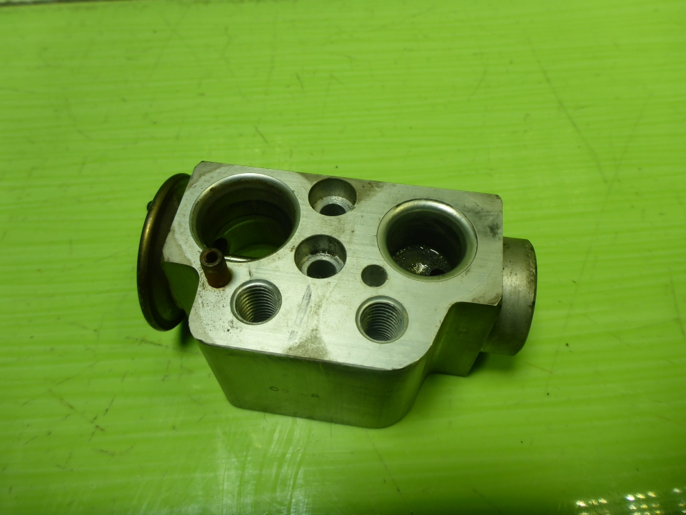 Клапан кондиционера