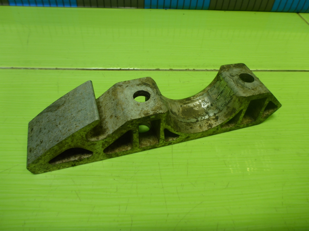 Кронштейн (сопут. товар)