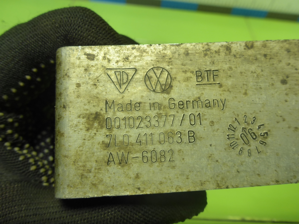 Кронштейн (сопут. товар)