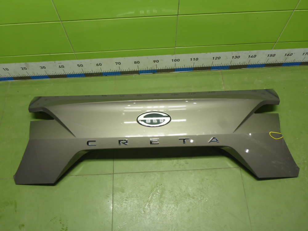 Накладка двери багажника