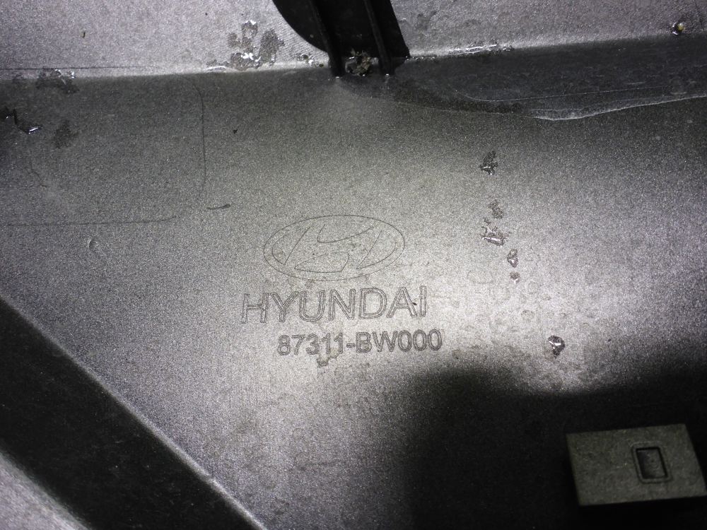 Накладка двери багажника