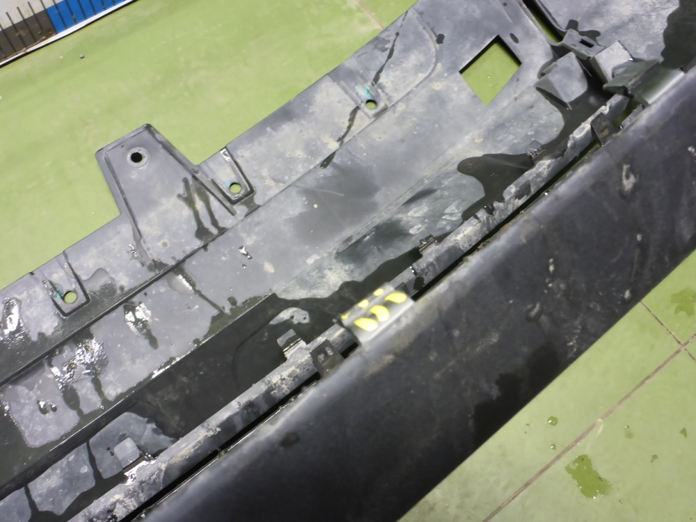 Бампер передний