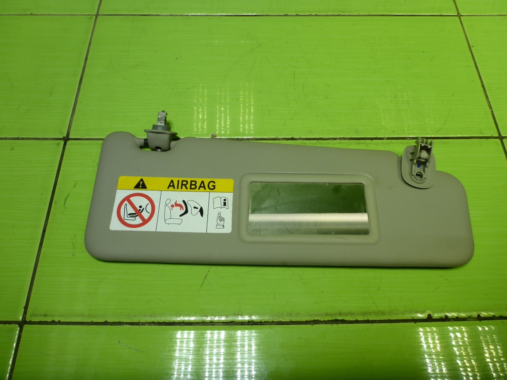 Козырек солнцезащитный