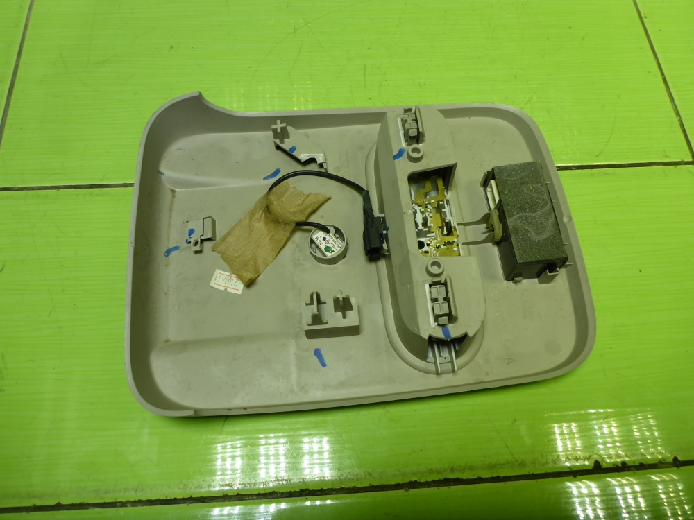 Плафон салонный