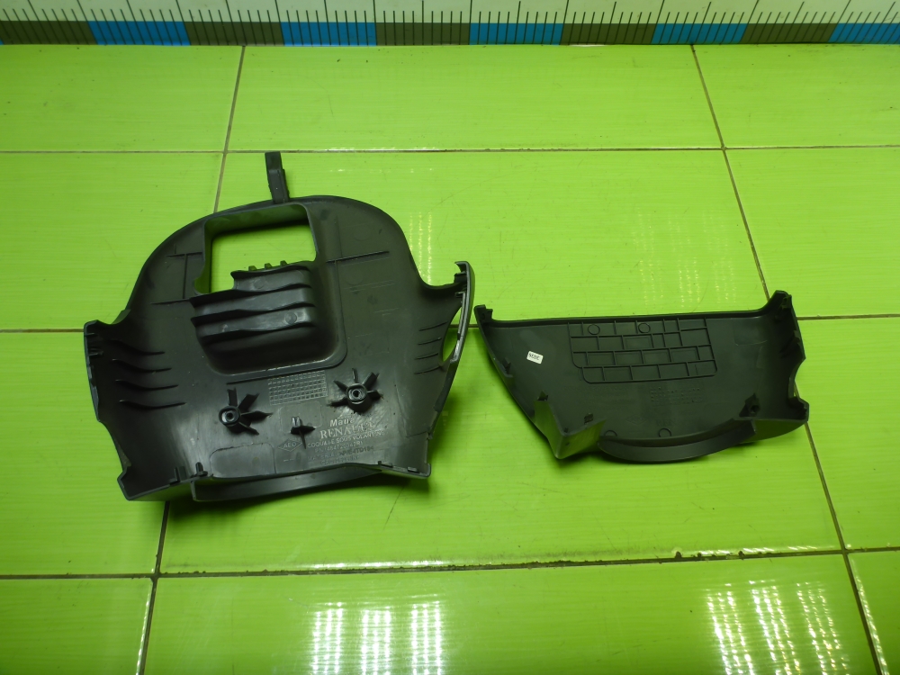 Кожух рулевой колонки