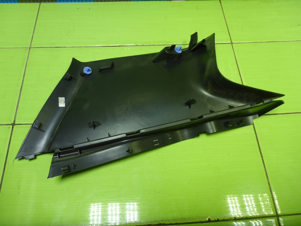 Обшивка багажника