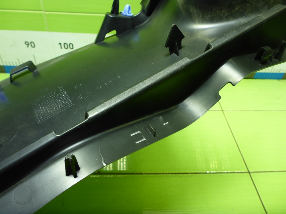 Обшивка багажника