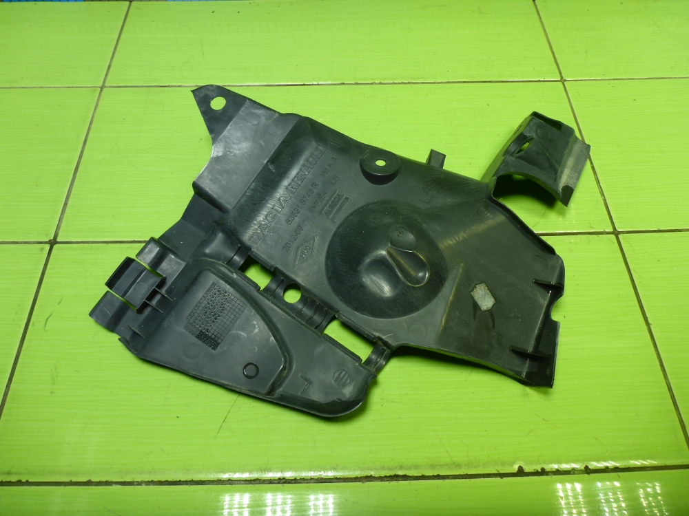 Пыльник двигателя боковой левый