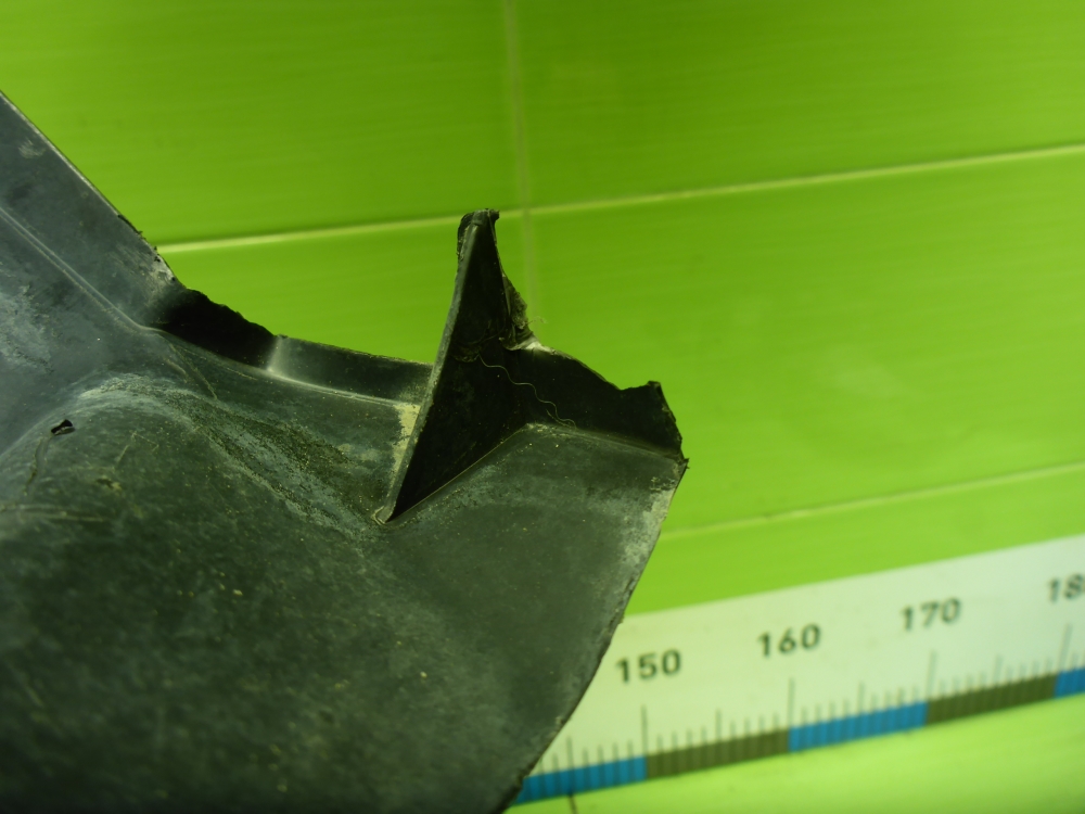 Локер передний левый