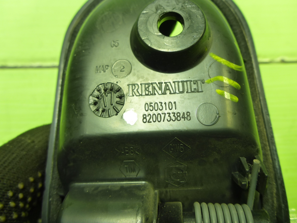 Ручка двери передней внутренняя левая