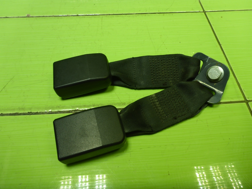 Ответная часть ремня безопасности