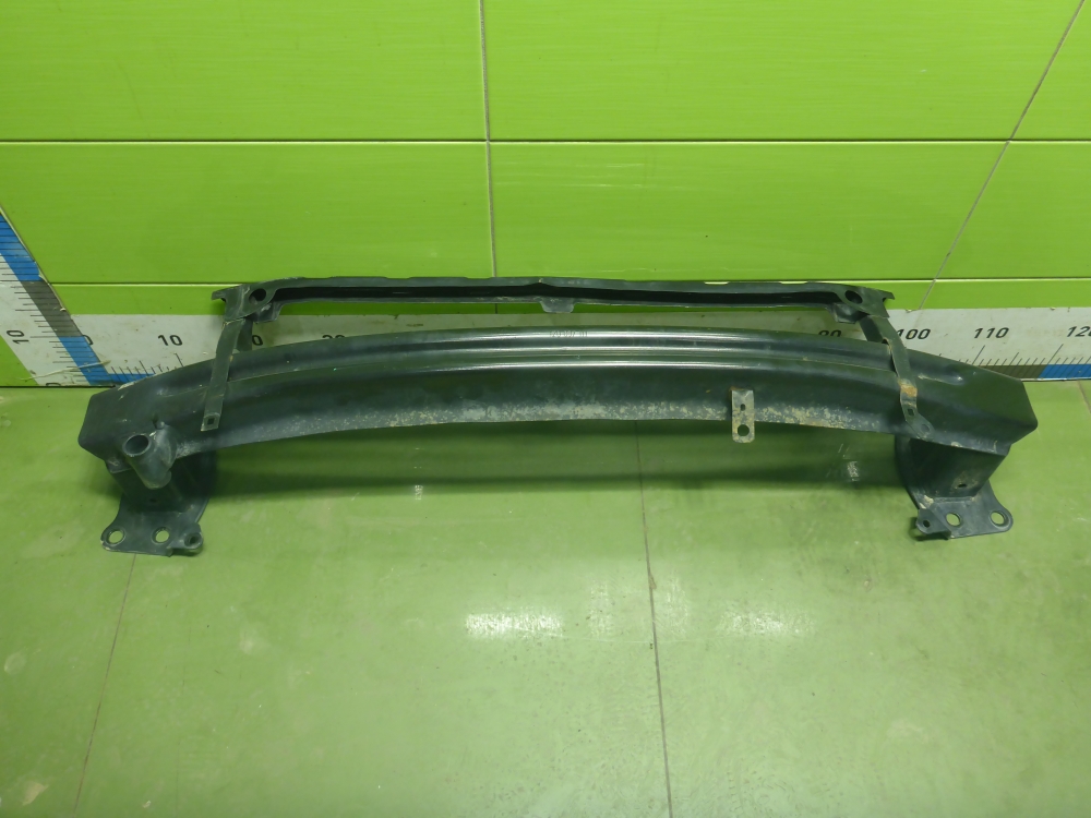 Усилитель переднего бампера