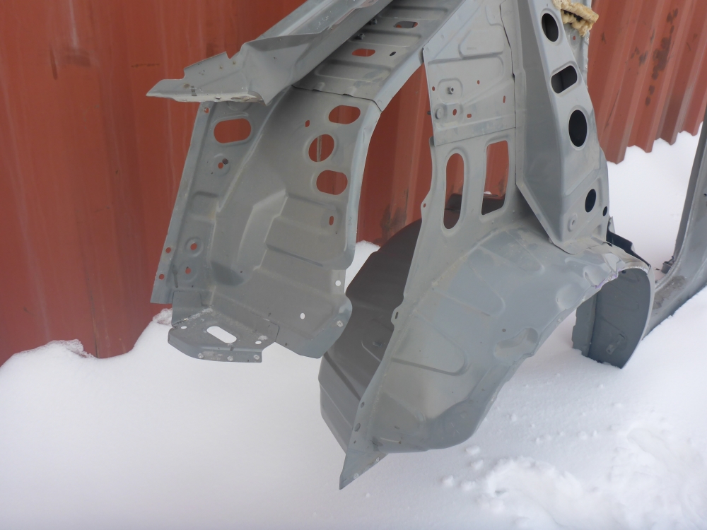 Кузовной элемент