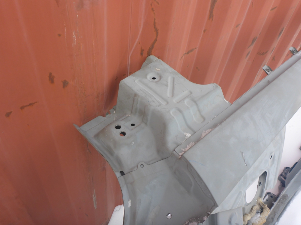 Кузовной элемент