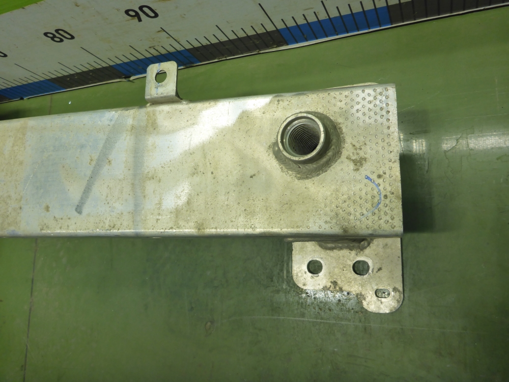 Усилитель переднего бампера