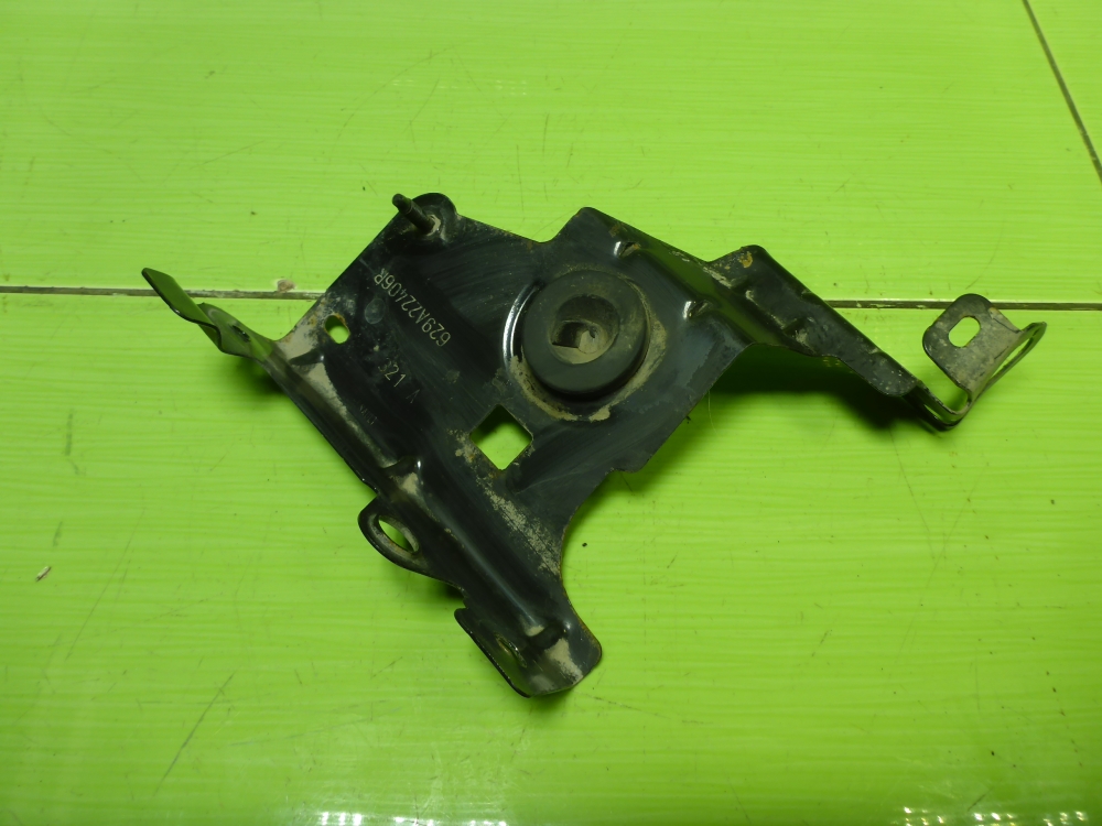 Кронштейн воздушного фильтра