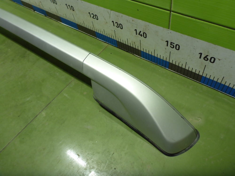 Рейлинг (релинг) правый (планка на крышу)