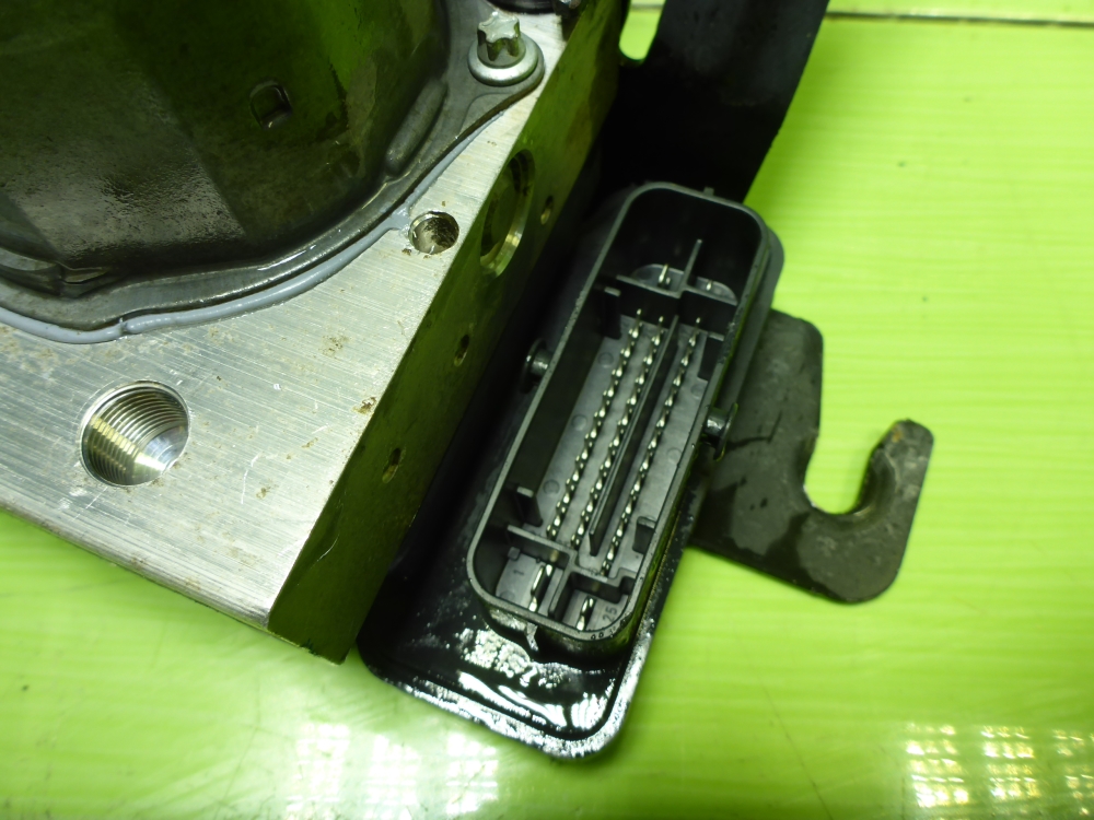 Блок ABS (насос)