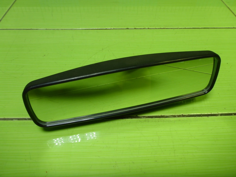Зеркало заднего вида