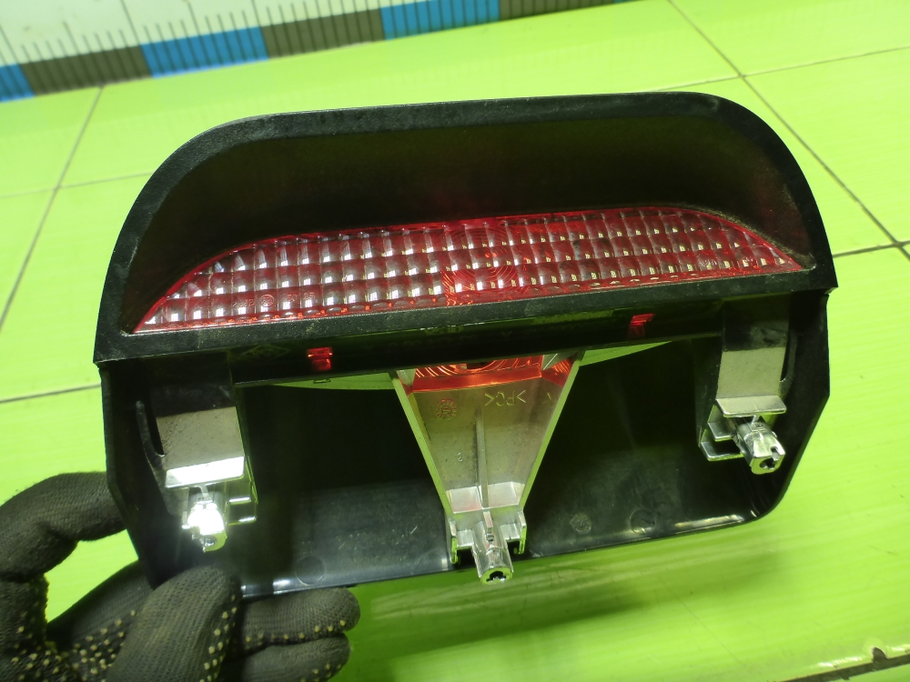 Фонарь задний (стоп сигнал)