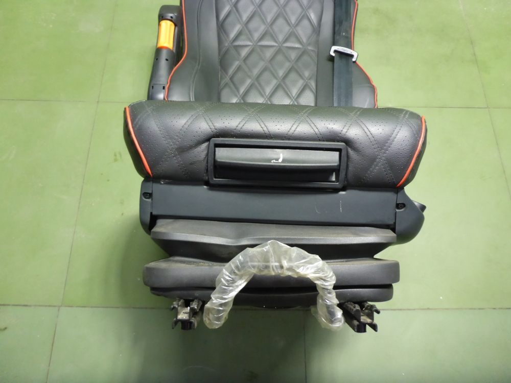 Сиденье салонное