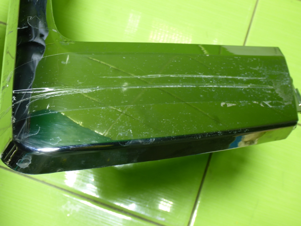 Накладка переднего бампера левая