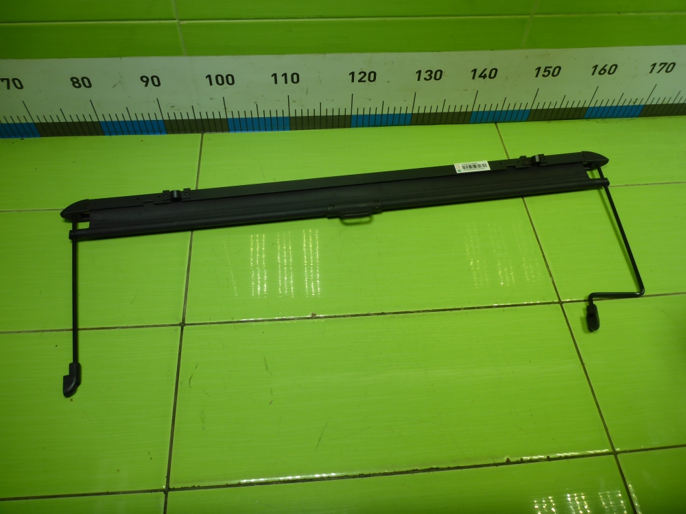 Шторка багажника