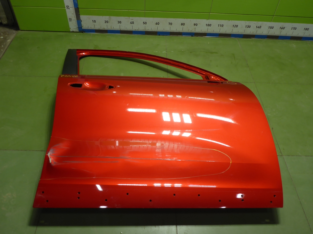 Дверь передняя правая