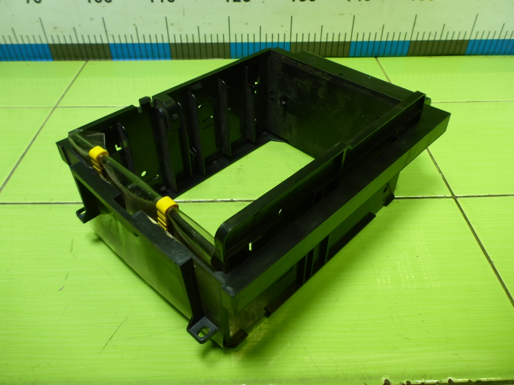 Кронштейн (сопут. товар)