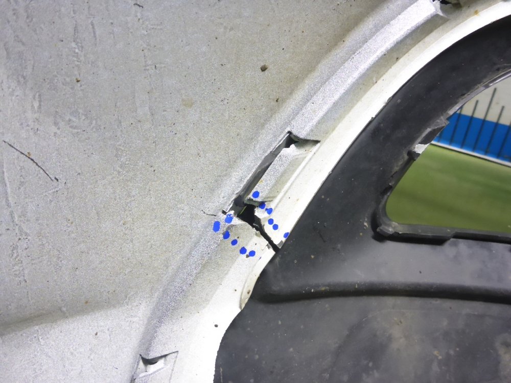 Бампер задний