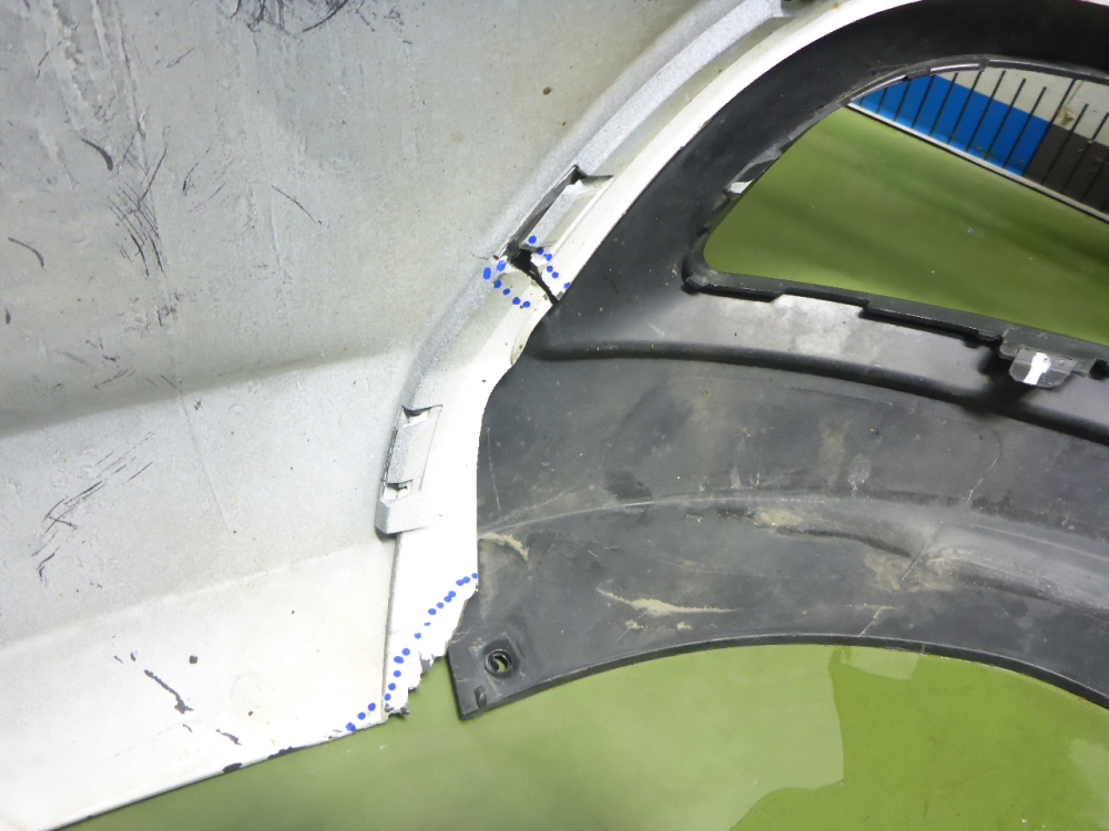 Бампер задний