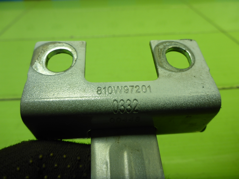 Петля бардачка для C7H 2020>