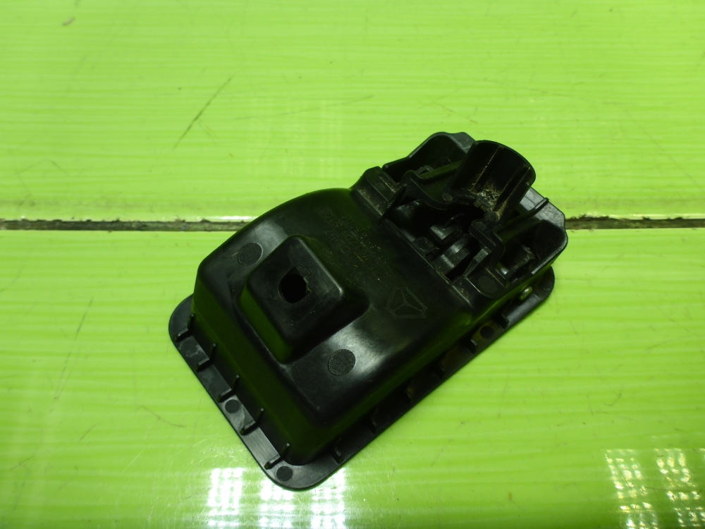 Ручка открывания капота