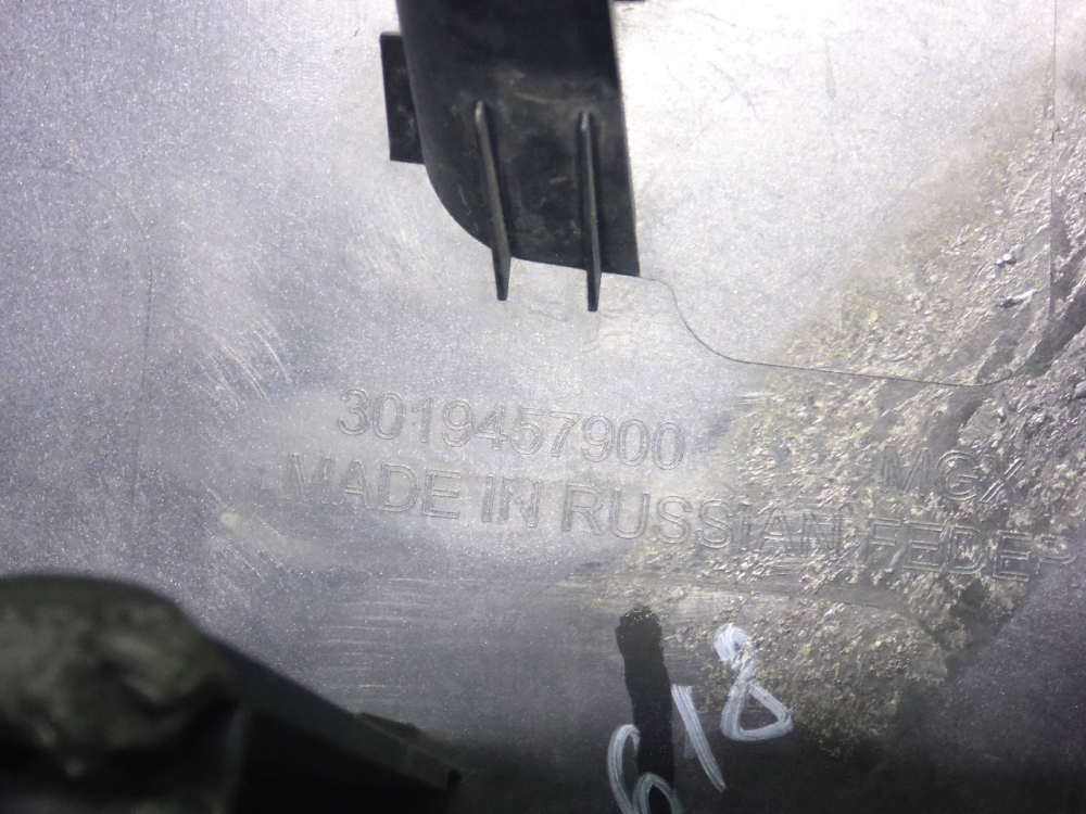 Накладка двери багажника