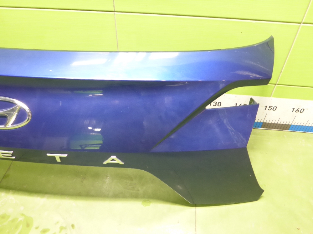 Накладка двери багажника