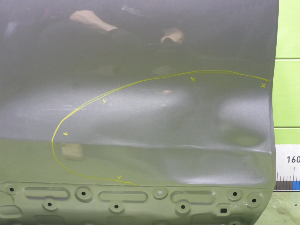 Дверь задняя правая