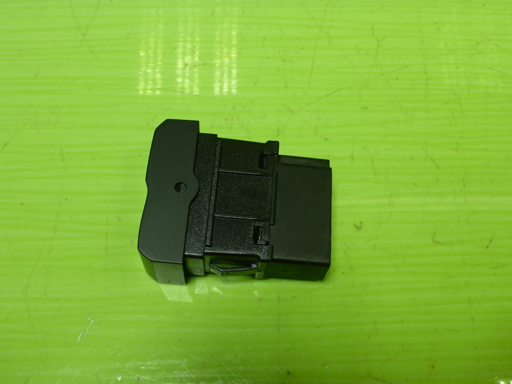 Кнопка стеклоподъемника