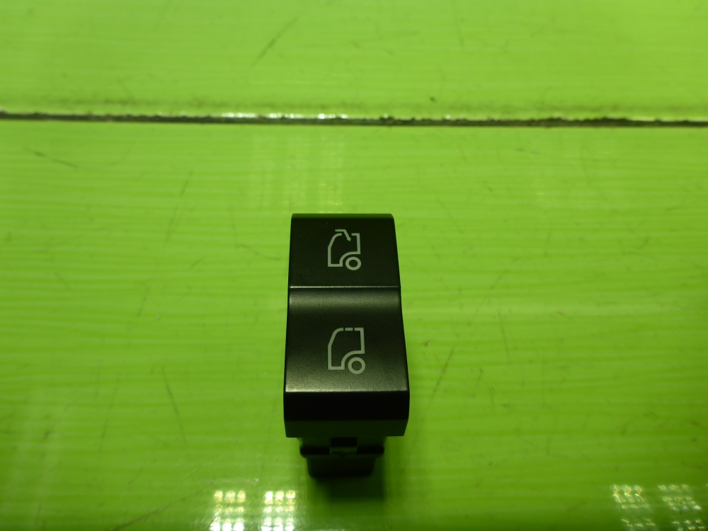 Кнопка люка