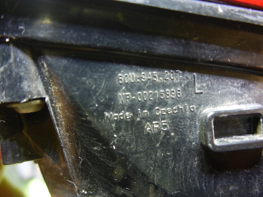 Фонарь задний левый