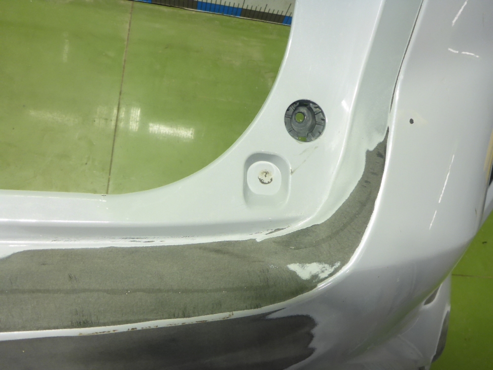 Бампер задний