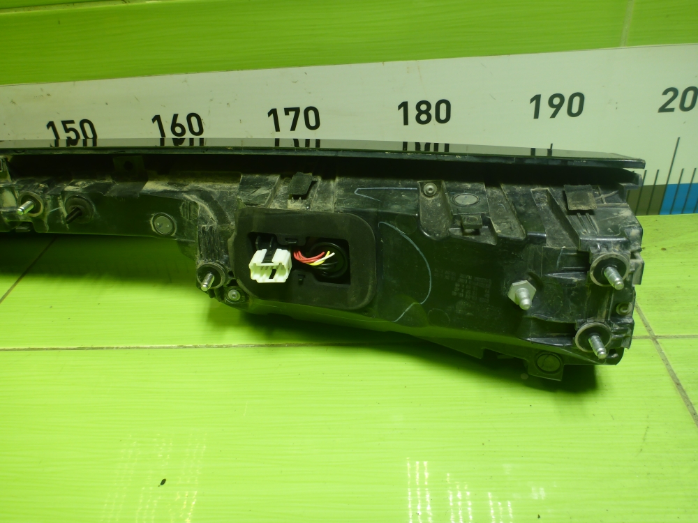 Фонарь задний