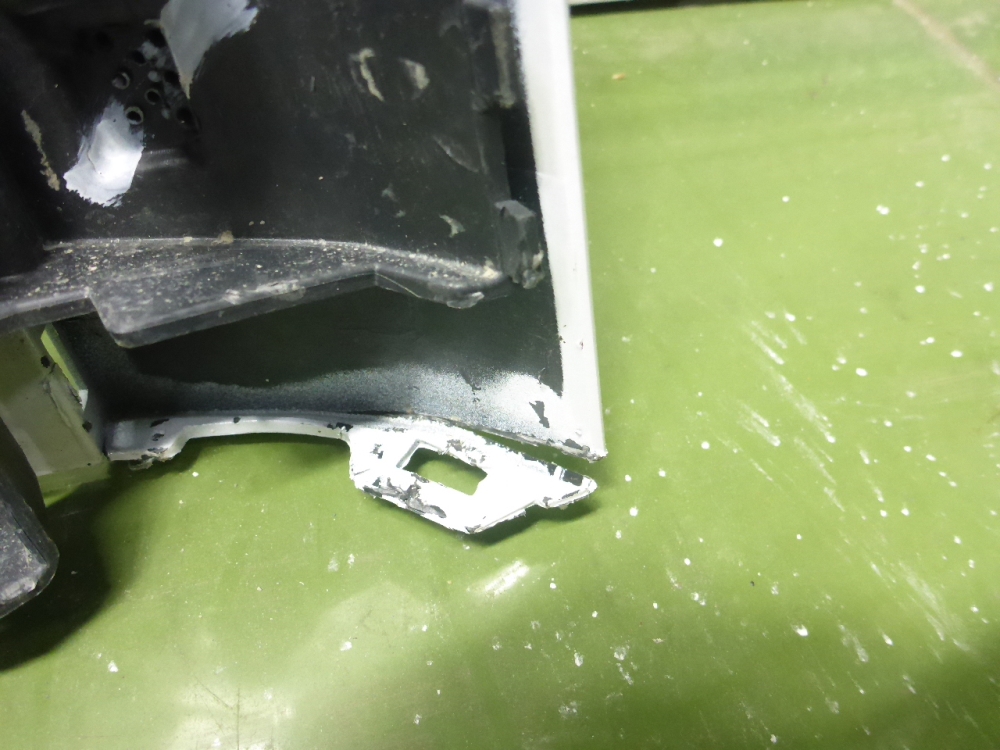 Накладка на решетку радиатора