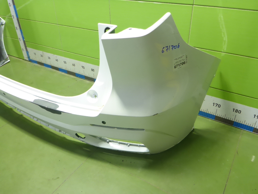 Бампер задний