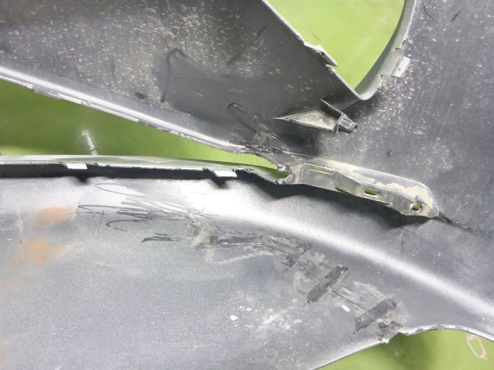 Бампер передний