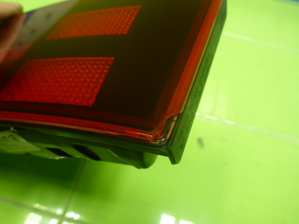 Фонарь задний внутренний правый